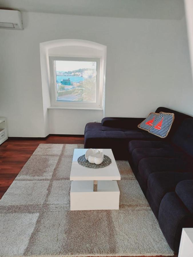Niko 1 Apartment Mali Losinj Exterior photo